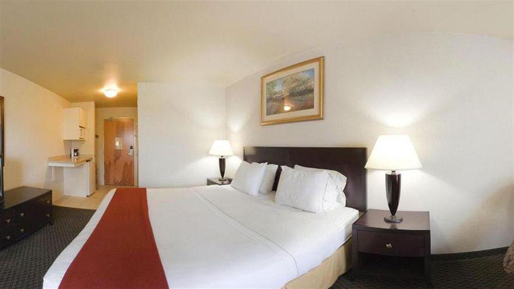 Holiday Inn Express Corvallis-On The River By Ihg Exterior photo