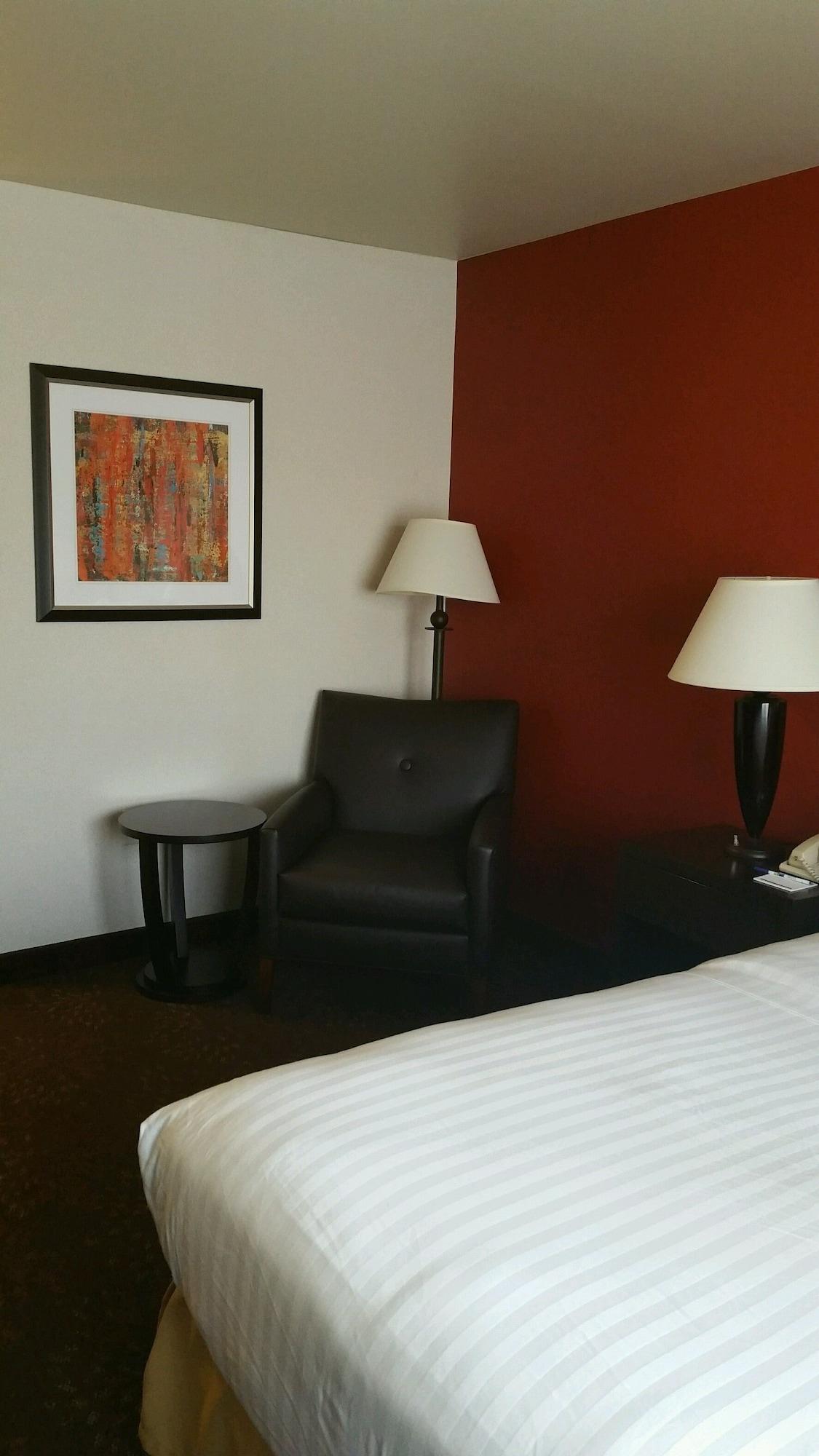 Holiday Inn Express Corvallis-On The River By Ihg Exterior photo