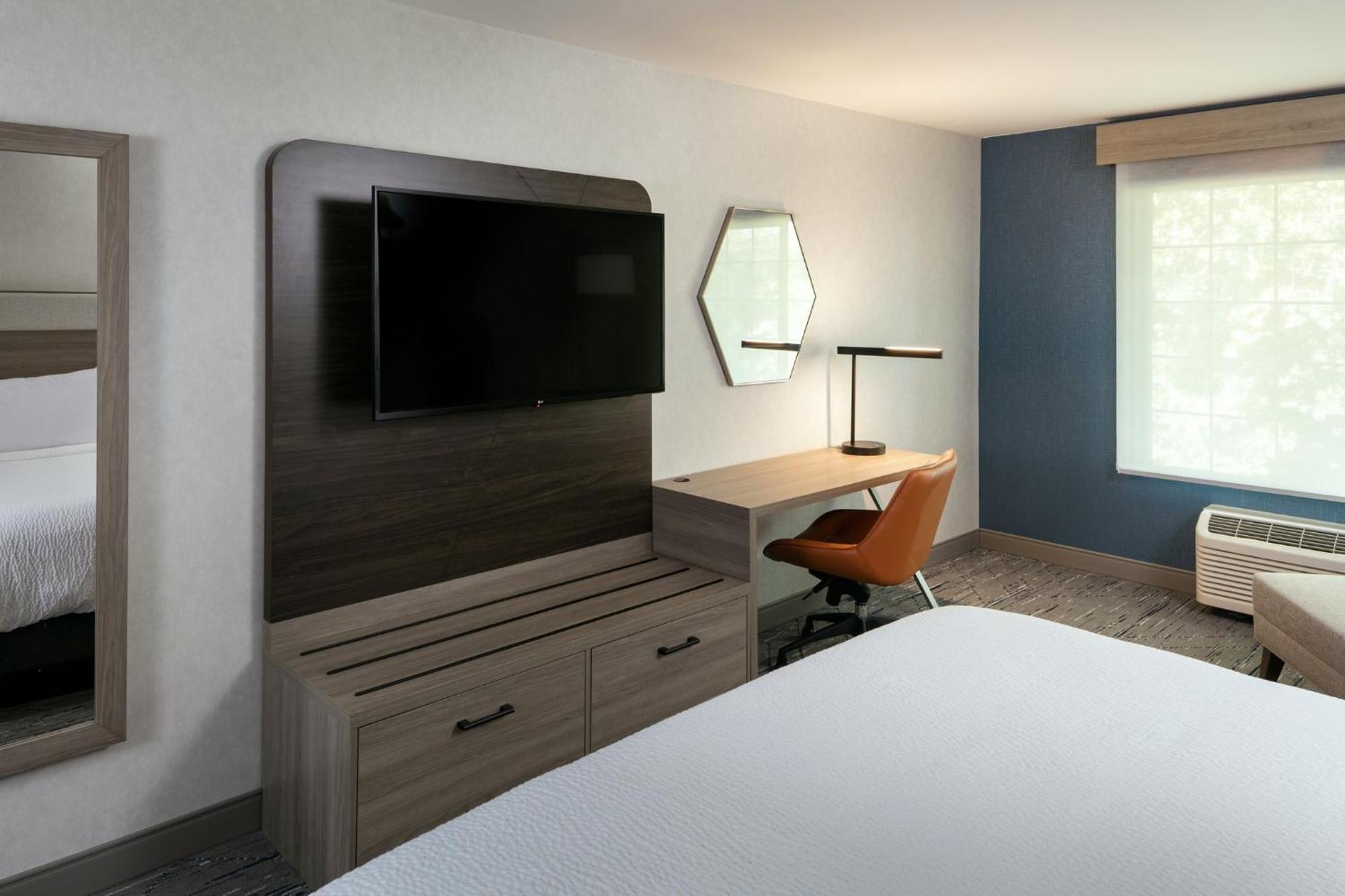 Holiday Inn Express Corvallis-On The River By Ihg Exterior photo