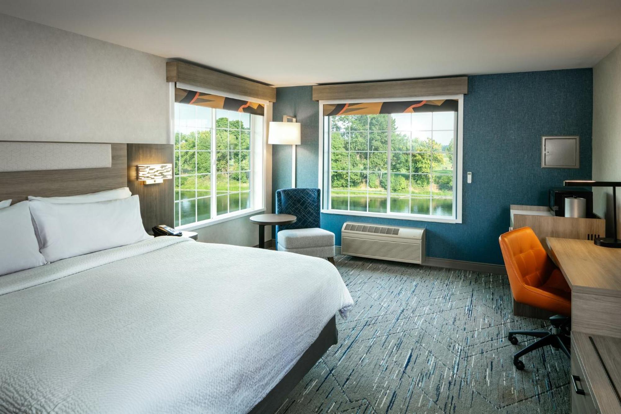 Holiday Inn Express Corvallis-On The River By Ihg Exterior photo