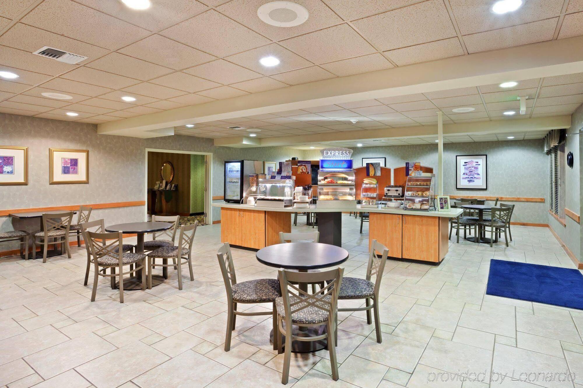 Holiday Inn Express Corvallis-On The River By Ihg Exterior photo